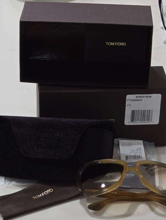 Tom Ford Womens Jerry Sunglasses FT1222